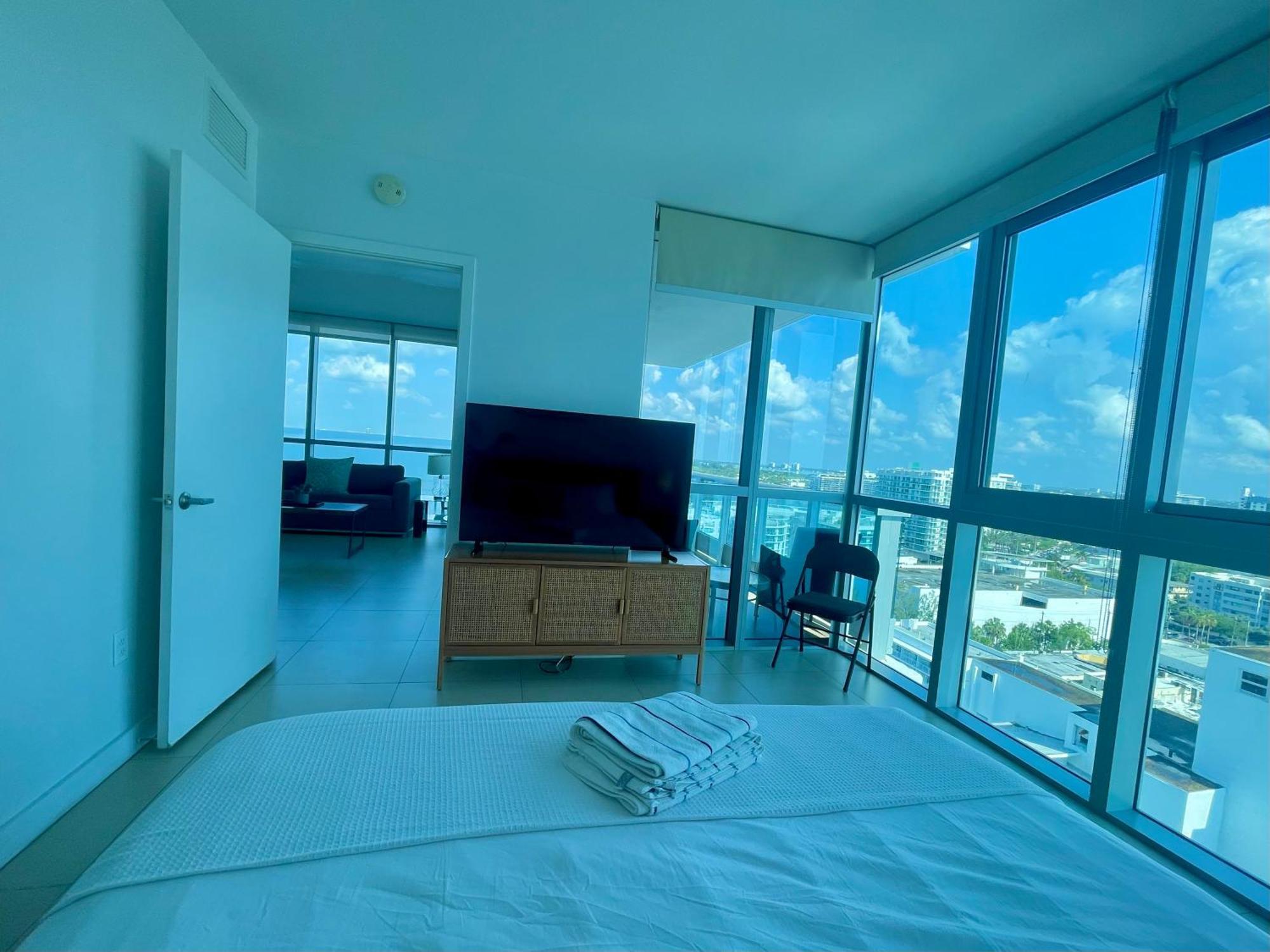 Monte Carlo Suites In Miami Beach Buitenkant foto